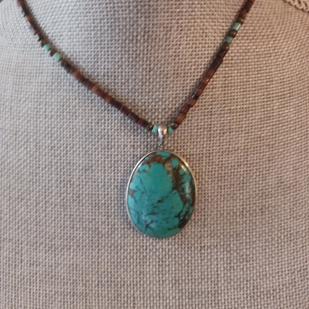Native American Tortoise Shell Bead Choker Necklace +Genuine Turquoise Pendant